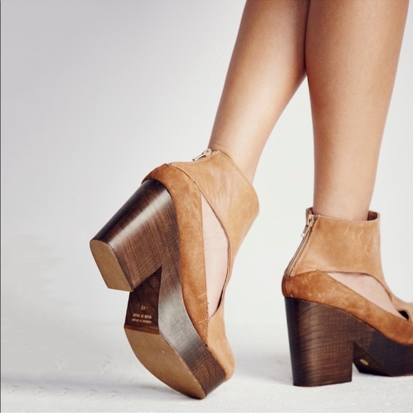 Free People New Horizons Wood Leather Suede Cutout Heeled Clog 9.5 - Picture 3 of 10